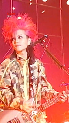 REPLAY PROJECT | リプレイ プロジェクト | 🎸 hide_LIVE MOMENT_切り抜き💫 アルバム『PSYENCE』を彩る名曲「FLAME」🔥 しっとりとした切なさのあるメロディがいいですよね🎸 穏やかなのに心の奥が熱くなる、hideの優しさを象徴する曲💗 「BACTERIA」「BEAUTY &... | Instagram