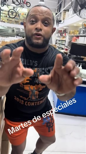 LA CASA DE LA CRISTALERIA Y JUGUETES on Instagram: "Tienes un restaurante, bar, food truck o eres organizador de eventos y quieres transformar tus mesas en un verdadero espectáculo? 😏 Debes visitarnos, tenemos una alta variedad en cristalería que enamorarán y destacarán cada platillo. Dando un toque moderno y sofisticado. 🍲 Harás la combinación perfecta de estilo y funcionalidad. 👏🏼 Contáctanos: 📞 849 627 4447 WhatsApp 📞829 825 3190 Oficina Estamos ubicados en la calle Juan Evangelista Jim
