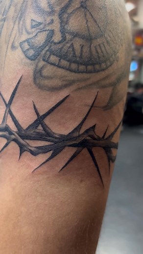 Crown of thorns #tattoo #tattoos #tattooartist #tattooart #tattooideas #inked #inklife #tattoolife #tattooshop #bodyart | Diablo Elite Tattoos