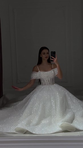 Traditional Moldovan Bridal Dresses in Chisinau