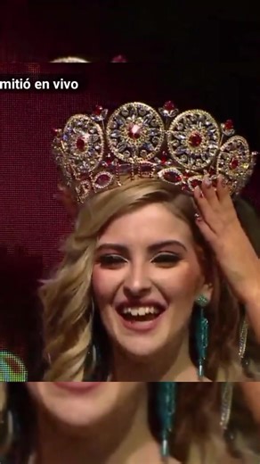 Dafne se trajo la corona del Universe Beauty Internacional para nuestro país 👑🇦🇷 VAMOS ARGENTINA #viral #fyp #parati #parati #missuniverse #missargentina