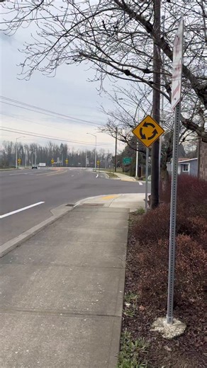 Gordon Driving School - Driver Education | Multi-lane roundabout basics: • Choose the correct lane before entering • Yield to traffic already in the roundabout • Stay in your lane •... | Instagram