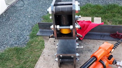 Truss Plate 10 Ton Hydraulic press