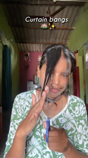 Curtain bangs 💇🏻‍♀️🥲 #haircut #haircare #haircutting #hair #shortviral #shorts #minivlog