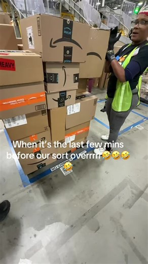 Amazoniassssss: Discover Our Sort Center Schedule