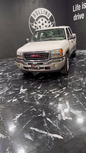 2005 GMC Sierra SLE