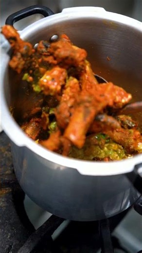 Mind-Blowing Goat Leg Curry | Best Mutton Curry in ECIL Hyderabad | Vuyala’s Kittchen