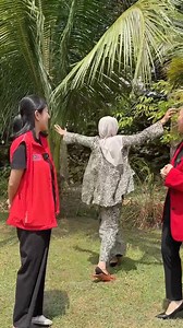17K views · 1.1K reactions | Bloopers! Oops! Watch till the end  Nurul Izzah Anwar Hannah Yeoh Yeo Bee Yin（杨美盈） Gobind Singh Deo | Democratic Action Party | Facebook
