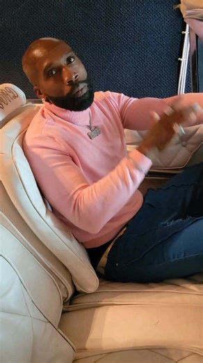 Download the #1 song in the country right now!! on the billboard charts 💪🏾💪🏾💪🏾💪🏾💪🏾💪🏾 Apple music spotify on your favorite site And watch the world's famous video by Big Popa the official music video Bih Fye 🔥 🔥 Like, Share, and Subscribe! Click this link https://youtu.be/dAFWdX1R5Mk #bigpopamusic #putgodfirst | Big Popa