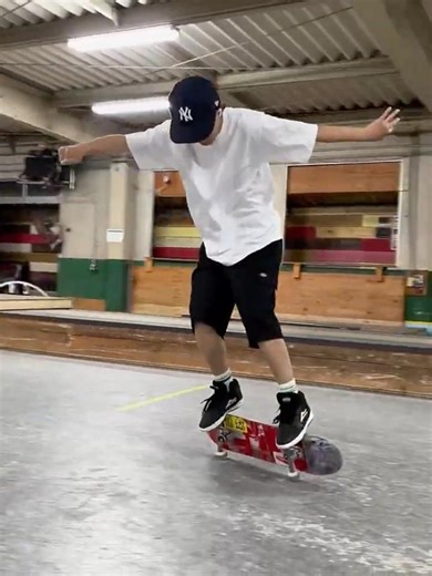 Freestyle Skating Is Harder Than You Think 🤯 Yuzuki Kawasaki 👑 #skateboarding #skate #shorts