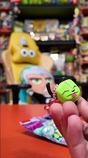 Collecting RARE Nickelodeon Mystery Figures!