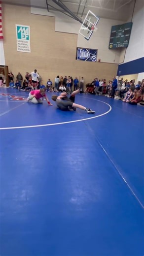 Wrestling pin cradle