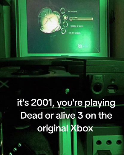 Playing Dead or Alive 3 on Original Xbox in 2001