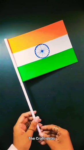 The Craft ideas on Instagram: "How to make flag with paper se tiranga kaise banate hain 26 January craft ideas | DIY School project"