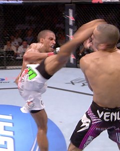 161K views · 2.3K reactions | Landed the first wheel kick KO in UFC history!  Will Edson Barboza make history again at #UFC262? [ LIVE tonight on E+ PPV: bit.ly/33wjxzk ] | UFC | Facebook