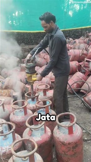 Gas cylinder recycling