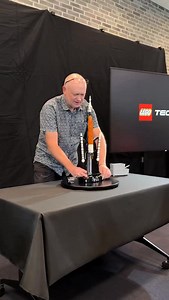 LEGO reveals a new Technic set with an awesome feature, NASA Artemis Space Launch System Rocket! #42221 NASA Artemis Space Launch System Rocket 🧩 632 pieces 🏷️ $59.99 🗓️ January 1st, 2026 This designer was so passionate about his creation and it was really a joy being at the presentation during Fan Media Days! #lego #rlfm #FMD25 #legonews #legoset #legospace #legotechnic #afol | Matticus Bricks