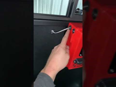 THE CHARGER by MONARCH Instructional Video #monarchhuntingproducts #deerhunting #deerblind #deer