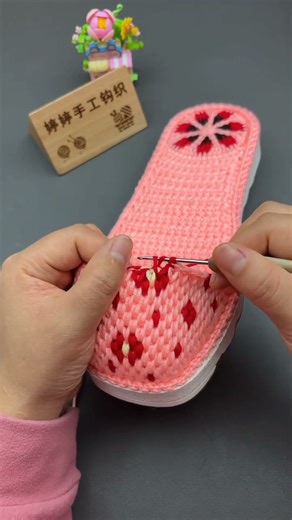 Crochet Woolen Slippers | New Stylish Design 🧶✨