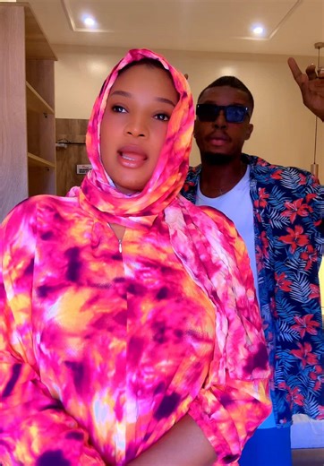 #Ramadankareem #maquilleurprofessionnel #lechirurgienmakeup #bamakomali🇲🇱 #223🇲🇱❤️❤️ #olleykay #lechirurgienduvisage #kognomusso #bamakomalitiktok🇲🇱🇲🇱 #tiktokbamako🇲🇱🥰🥰🚘mogô