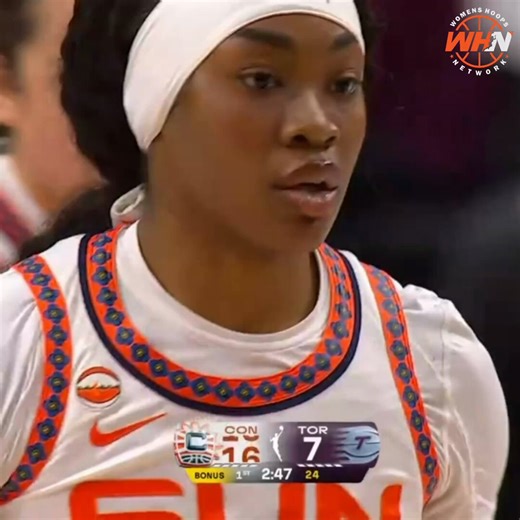 Aneesah Morrow tonight 🔥• 21 points • 7 rebounds • 3 steals• 2 blocks• 7/10 FG• 23 minutes played