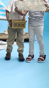 Open- or closed-toe, easy to put on, and built for play, our kids' sandals are ready for every summer adventure. Find their perfect pair today! | Kamik