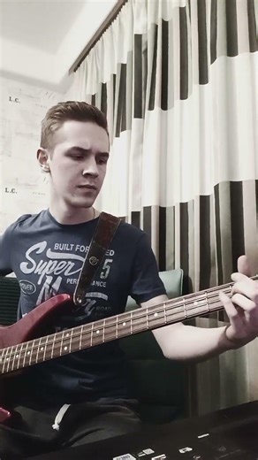 Muse - Uprising (recording bass cover) #bass #rock #muse #metal #guitar #hardrock #guitarcover