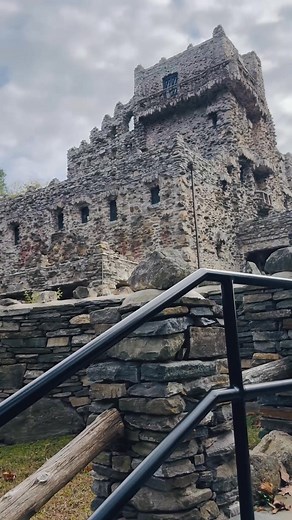 Gillette Castle, East Haddam, CT Fun Fact: Built by Sherlock Holmes himself - William Gillette, the actor who made Sherlock Holmes famous on stage, designed the entire castle. #Autumn #gillettecastle #sherlockholmes #landscapephotography #AutumnVibes #wanderer | Annie Ann Photography