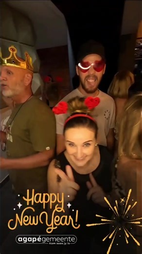 4.4K views · 38 reactions | Dit was ‘n fees om by Agapé se Oujaarsdiens te wees! Ons sien uit om jou by ons Januarie dienste te verwelkom. Kom soos jy is! | Agapé Gemeente | Facebook