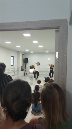 Join our Master Class with Ten Yujin | Kpop Dance Academy