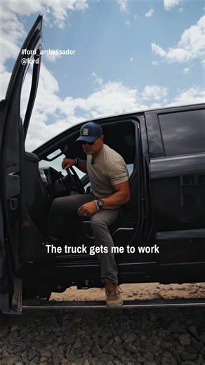 Killowen Construction | Tyler Farrell on Instagram: "#ford_ambassador @fordtrucks It’s not just about getting to the jobsite. It’s about getting home. • 2025 Ford Super Duty® Platinum® with available FX4 Off-Road Package and 6.7L High Output diesel engine with optional equipment shown #BuiltFordTough • • • • #utahbuilder #killowen #killowenconstruction utahbuilder utahhomes utahcustomhomes utahhome Ford Ambassador parkcity midwayutah hebercity fordtruck fordambassador utahnewconstruction utahcon