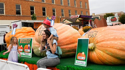 See the 2025 Circleville Pumpkin Show in action