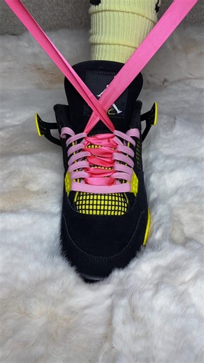 How to lace your Jordans #lace #jordan4 #jordan #sneakerhead | Jordan 4s