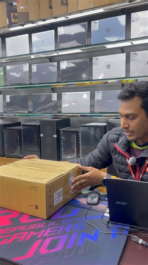 ভোটার সচেতনতা, নির্বাচন–পূর্ব ব্রিফিং, ট্রেনিং ও অফিস মিটিং—সবখানেই প্রয়োজন পরিষ্কার ও উজ্জ্বল ভিজ্যুয়াল। Epson EB-E01 3LCD XGA প্রজেক্টর 3300 Lumens উজ্জ্বলতায় দেয় স্পষ্ট ছবি ও প্রাণবন্ত রঙ। বড় হল বা মিটিং রুম—যেখানেই ব্যবহার করুন, প্রেজেন্টেশন হবে সহজ ও নির্ভরযোগ্য। চলে আসুন আমাদের Tech Valley Distributions Ltd.-এ। অথবা অর্ডার করুন: https://www.techvalleydistribution.com/epson-eb-e01-3lcd-projector | Tech Valley Distributions Ltd.