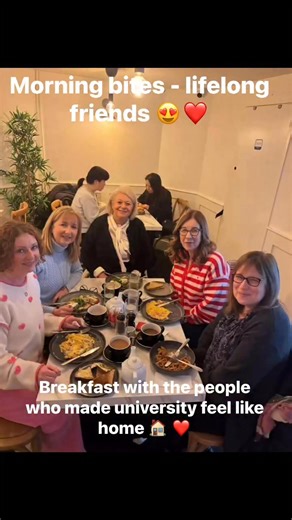 Fiona McDonald | Always therapeutic when we all get together( although missing a few ) . ❤️ So hard to get a date that suits everyone 🙈🙈 | Instagram