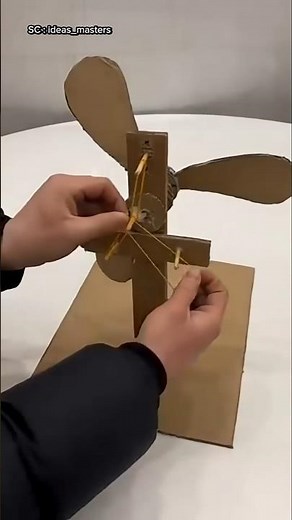 🔥 Cardboard + Rubber Band = Spinning Windmill! Genius DIY Idea