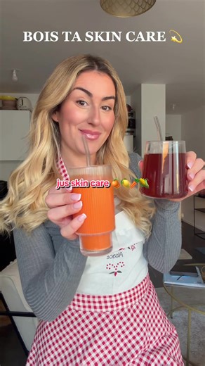BOIS TA SKIN CARE RECETTE 💫🍊🍋🍎🥕 GINGEMBRE SHOT : 1 orange 1 citron 1 gros morceau de gingembre 2 carottes 1 pomme 10 cl d eau Jus cannelle : 1 cuillère à soupe de cannelle 8 clous de girofle 50 cl d eau chaude #jus #recette