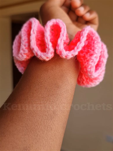 Quick & Easy Crochet Scrunchies Full tutorial on YouTube [Kemunto Crochets] #crochet #scrunchies #crocheting #tutorial #kemuntocrochets