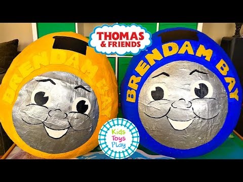 Thomas and Friends GIANT Double Surprise with Bill and Ben Twin Eggs!