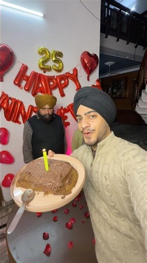 Ghar pe biscuit wala easy cake bnaya 😱 for 25th anniversary | Cake recipe #shorts #shortsfeed