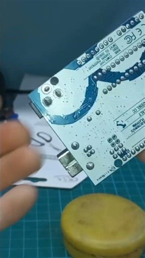 ardunino Uno #breadboard #arduino #arduinoproject #music #shorts