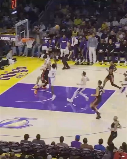 Austin Reaves LOB to Bronny 🔥 (via NBA) | Basketball Forever