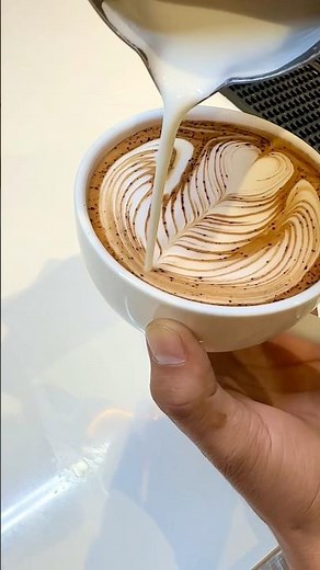 Rosetta Latte Art coffee Let’s pour a Rosetta How to make Rosetta coffee #tulip #art #barista #art
