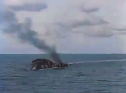It’s mind blowing that nearly 400 men survived the HMS Barham exploding during WW2. The British battleship was sunk by German submarine U-331 in 1941.