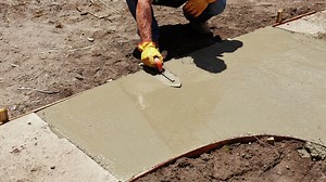 How To Repair a Concrete Path  - Bunnings New Zealand
