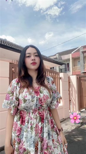 Discover the Latest Floral Motifs and Styles