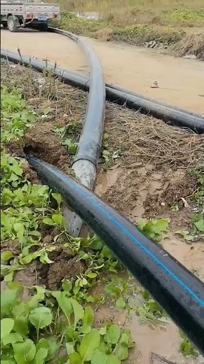 How Engineers Install Underground Fiber Optic Cables—Step by Step! 🌍🔧