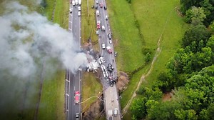 10 killed in Alabama hydroplaning crash