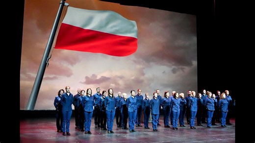 🇵🇱 Narodowe Święto Niepodległości 🇵🇱 Wyjątkowa interpretacja pieśni „Hymn do miłości Ojczyzny” w wykonaniu Chóru Komendy Wojewódzkiej Policji w Białymstoku skłania do refleksji i przywołuje pamięć o Bohaterach, którzy walczyli o niepodległość naszej Ojczyzny. Dzięki Ich odwadze i poświęceniu dziś możemy żyć w wolnej Polsce 🇵🇱 Cześć i chwała Bohaterom! 🤍❤️ | Podlaska Policja