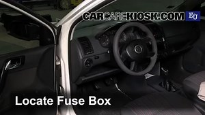 Interior Fuse Check: 2006 Volkswagen Polo E 1.2L 3 Cyl.